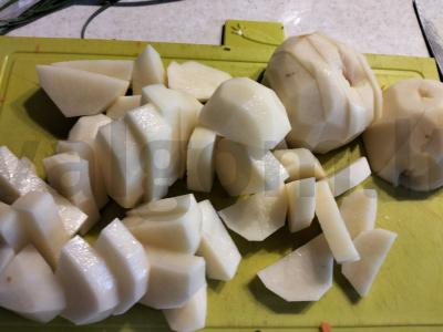 Troškinta vištiena su bulvėmis, morkomis ir žaliu svogūnu Žingsnis 7