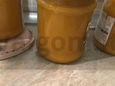 Cukinijų ikra lėtojoje viryklėje pagrindine nuotrauka