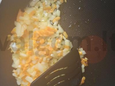 Elnių mėsos sriuba su kaulu Žingsnis 3