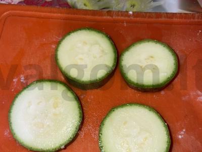 Kepti cukinijos Žingsnis 2