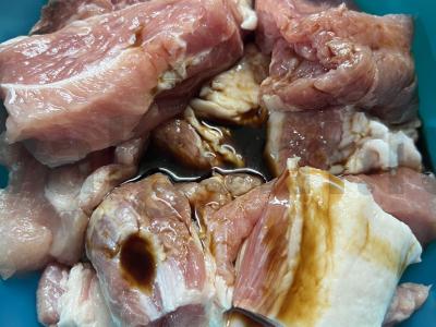 Bulvės su kiauliena orkaitėje Žingsnis 1