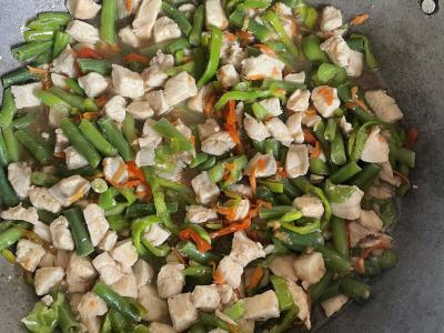 Vištiena su udon makaronais terijaki padaže Žingsnis 5