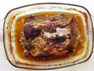 Kiaulienos pečių su persimonų padažu Žingsnis 4