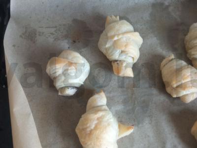 Cinamoniniai kruasanai pagrindine nuotrauka