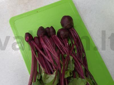 Burokėlių sriuba su vištienos sparneliais Žingsnis 4