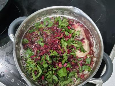 Burokėlių sriuba su vištienos sparneliais Žingsnis 7