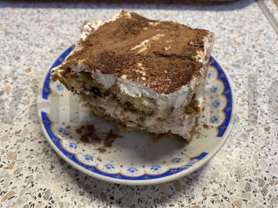 Švelnus tortas „Tiramisu“ su bananais pagrindine nuotrauka