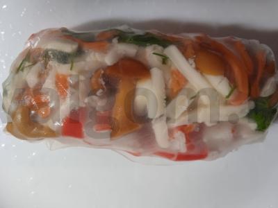 Vietnamietiškas suktinukas su grybais ir krabų lazdelėmis Žingsnis 3