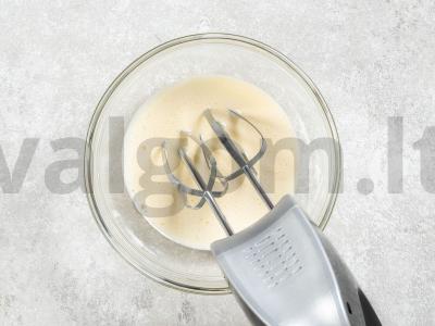 Kruasanai su migdolų miltų kremu Žingsnis 1