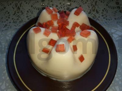 Lengvas želė desertas iš riebiosios kefyro pagrindine nuotrauka