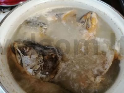 Kvapni žuvienė iš raudonos žuvies Žingsnis 3