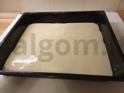 Medus ritinys su obuolių įdaru Žingsnis 3