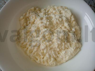 Varškės sūreliai su šokoladiniu įdaru pusryčiams Žingsnis 2