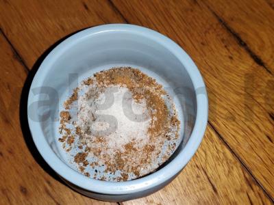 Kiaulienos kulniukas krienų lapuose Žingsnis 1