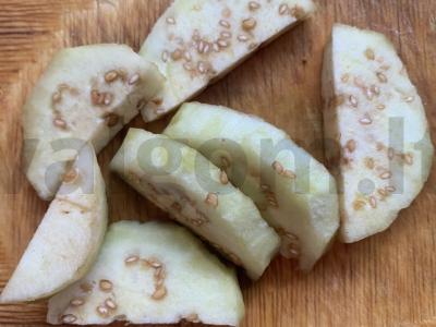 Kepti baklažanai su pomidorais ir česnaku Žingsnis 1