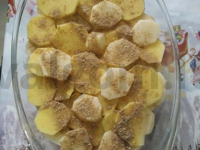 Bulvės su faršu ir pomidorų marinatu orkaitėje Žingsnis 6