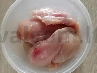 Vištienos krūtinėlė grietinės padaže Žingsnis 1