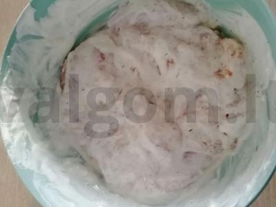 Vištienos krūtinėlė grietinės padaže Žingsnis 4