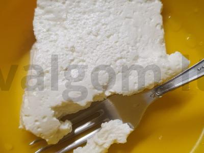 Varškės desertas su kriaušėmis ir saldžiuoju pienu Žingsnis 1