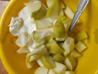 Varškės desertas su kriaušėmis ir saldžiuoju pienu Žingsnis 2