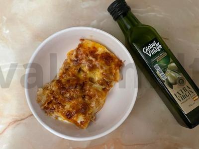 Klasikinė lazanja su vištienos faršu pagrindine nuotrauka