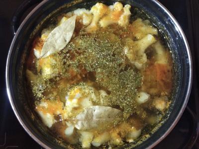 Bulvių ir žiedinių kopūstų sriuba su kiauliena Žingsnis 5