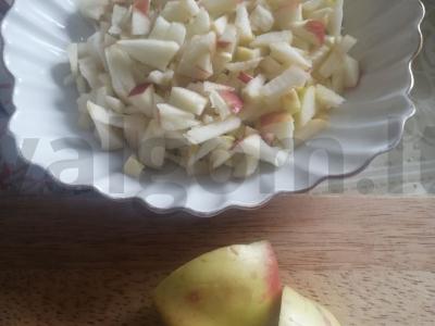 Obuolių-vyšnių štrudelis su cinamonu Žingsnis 2