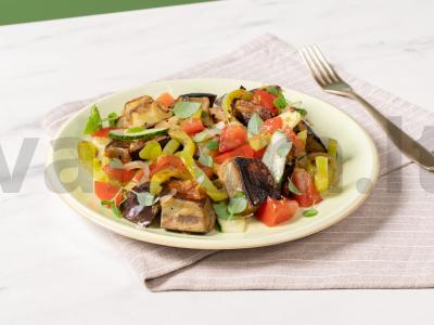 Keptas baklažanas salotas pagrindine nuotrauka