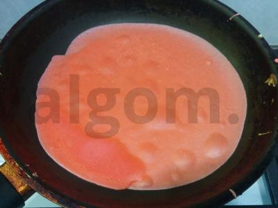 Spalvotas blynų tortas Žingsnis 2