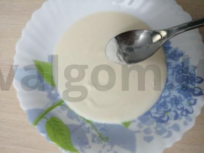 Ploni blynai su varenečiu arbatai Žingsnis 2