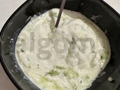 Vasaros šviežias padažas mėsai Žingsnis 3