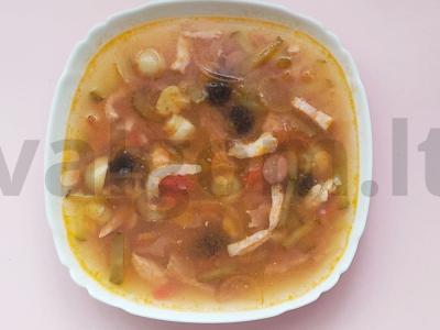 Mėsos solianka pagrindine nuotrauka