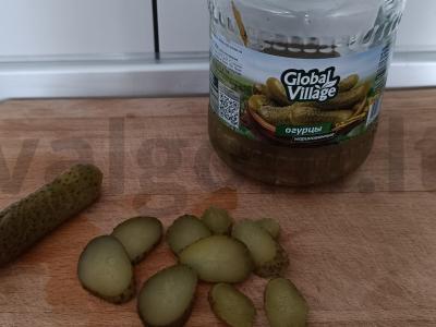 Šventiniai sumuštiniai su šprotų, agurkais ir citrina Žingsnis 4