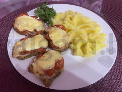 Kepta mėsa su daržovėmis pagrindine nuotrauka