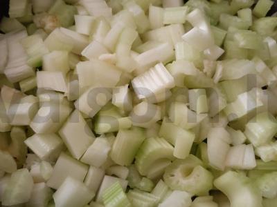 Troškintas salieras su daržovėmis ir kumpiu Žingsnis 2