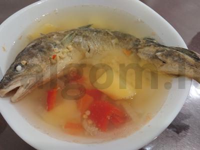 Žuvienė iš navagos su saldžiuoju pipiru ir perliniu miežiu pagrindine nuotrauka