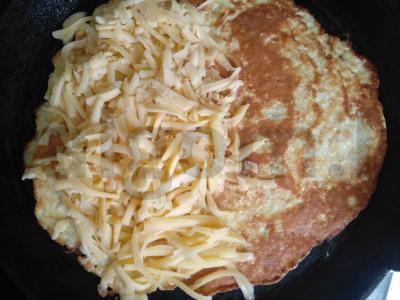 Avižų blynas su kietuoju sūriu pusryčiams Žingsnis 3