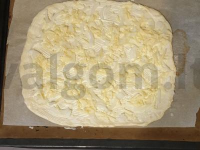 Pica su tunu ir kukurūzais Žingsnis 4