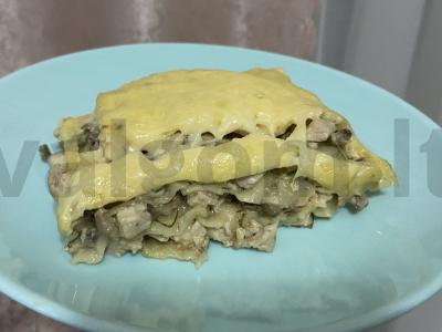 Lasagna su vištiena ir grybais „Neįprasta“ pagrindine nuotrauka