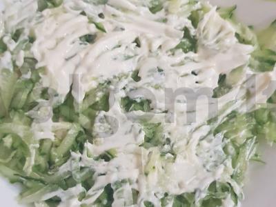 Salotos su džiovintais abrikosais Žingsnis 2