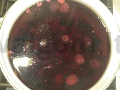 Kvapnus vyšnių ir gervuogių kompotas Žingsnis 1