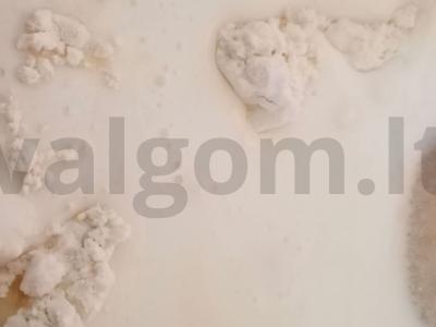 Kefyro blynai ant mielių tešlos Žingsnis 5