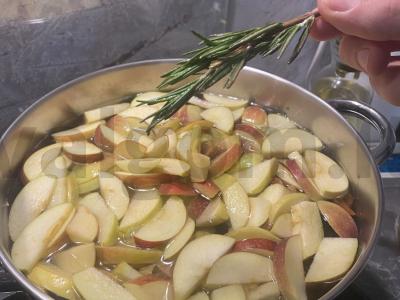 Namų limonadas su imbieru pagrindine nuotrauka