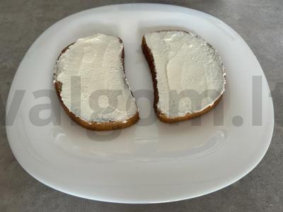 Sumuštiniai su lašiša ir agurku Žingsnis 1