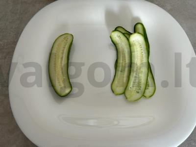 Sumuštiniai su lašiša ir agurku Žingsnis 3