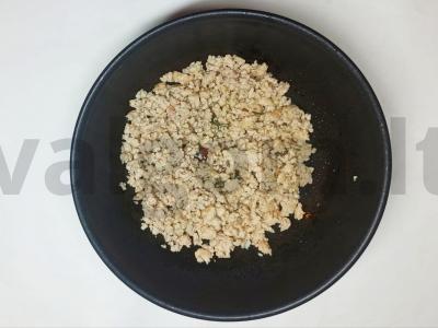 Lazmanų makaronų apkepas Žingsnis 1