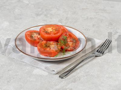 Pomidorai mikrobangų krosnelėje pagrindine nuotrauka