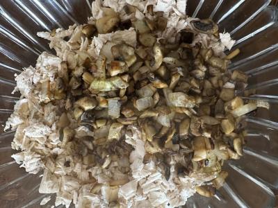 Salotos su ananasais ir grybais Žingsnis 3