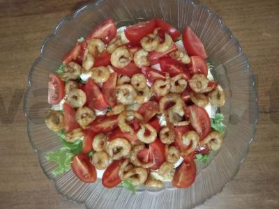 Lengvas salotas su krevetėmis ir granatu Žingsnis 3