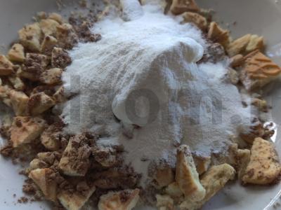 Desertiniai triufeliai su levandomis, žemės riešutais ir konjaku Žingsnis 6